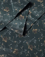 Green Silk Floral Pattern Fringed 135cm X 16cm  Scarf 3