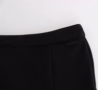 تنورة سوداء مستقيمة بقصة قلم 5
