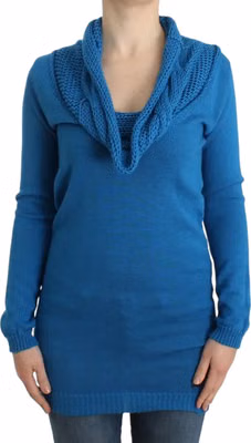 Blue knitted scoopneck sweater