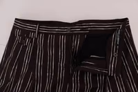 شورت كاجوال من القنب باللون العنابي مخطط بالأبيض 4