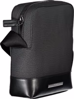 حقيبة كتف سوداء أنيقة بتفاصيل متباينة 3